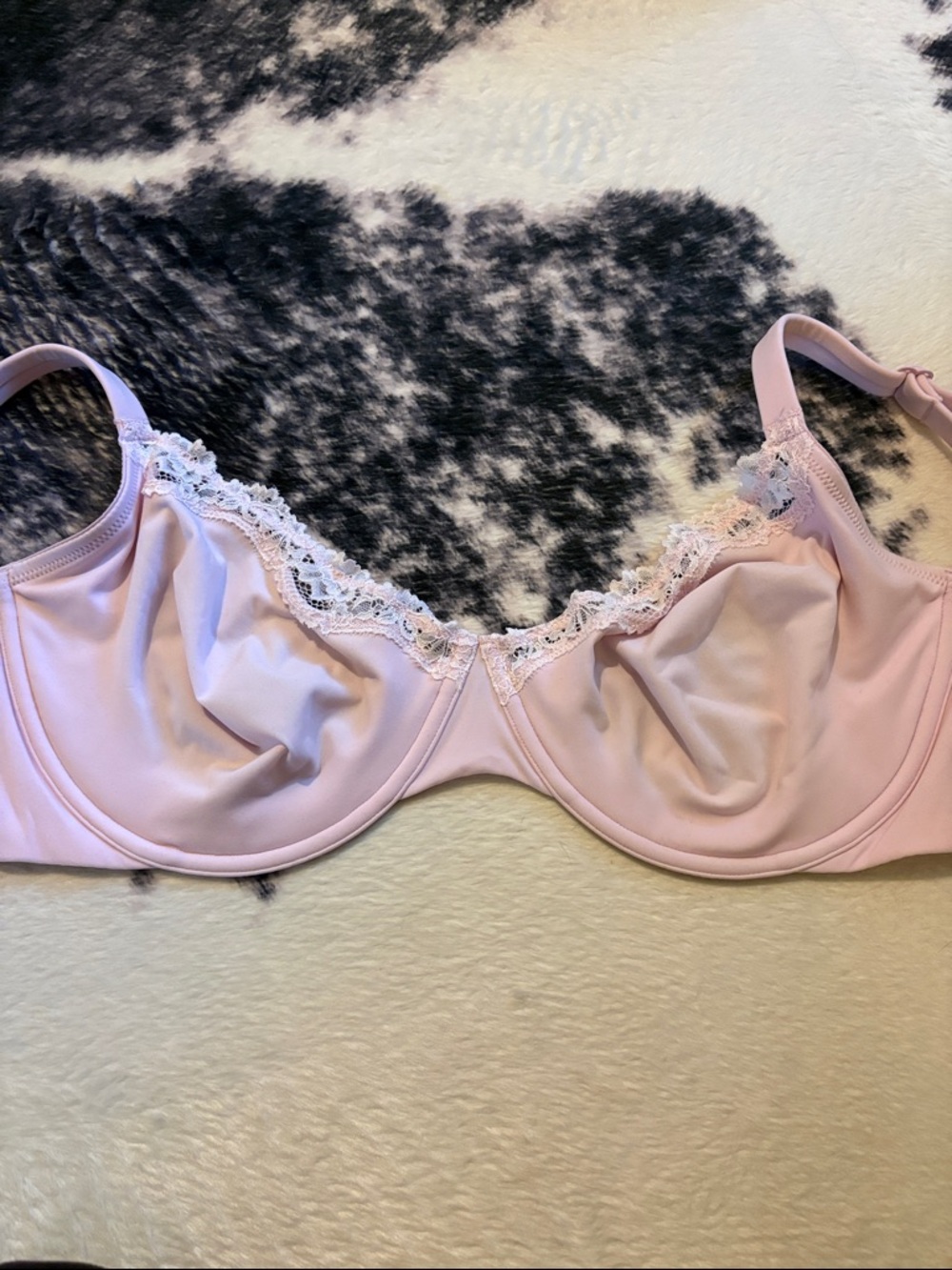 Skims Fits Everybody Lace Underwire bra